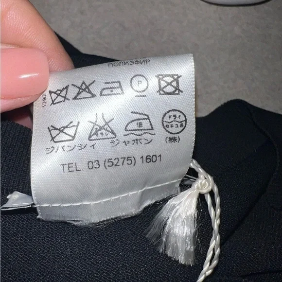 Givenchy NWT sweater top. - Picture 9 of 9